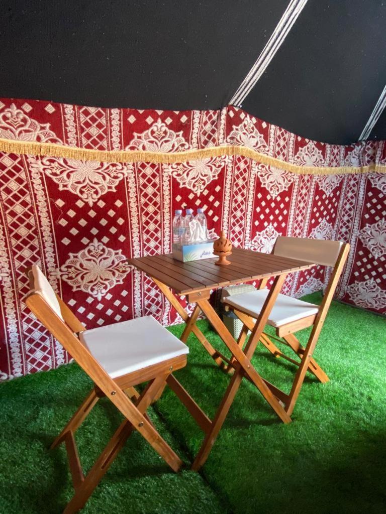 Crescent Desert Private Camp *