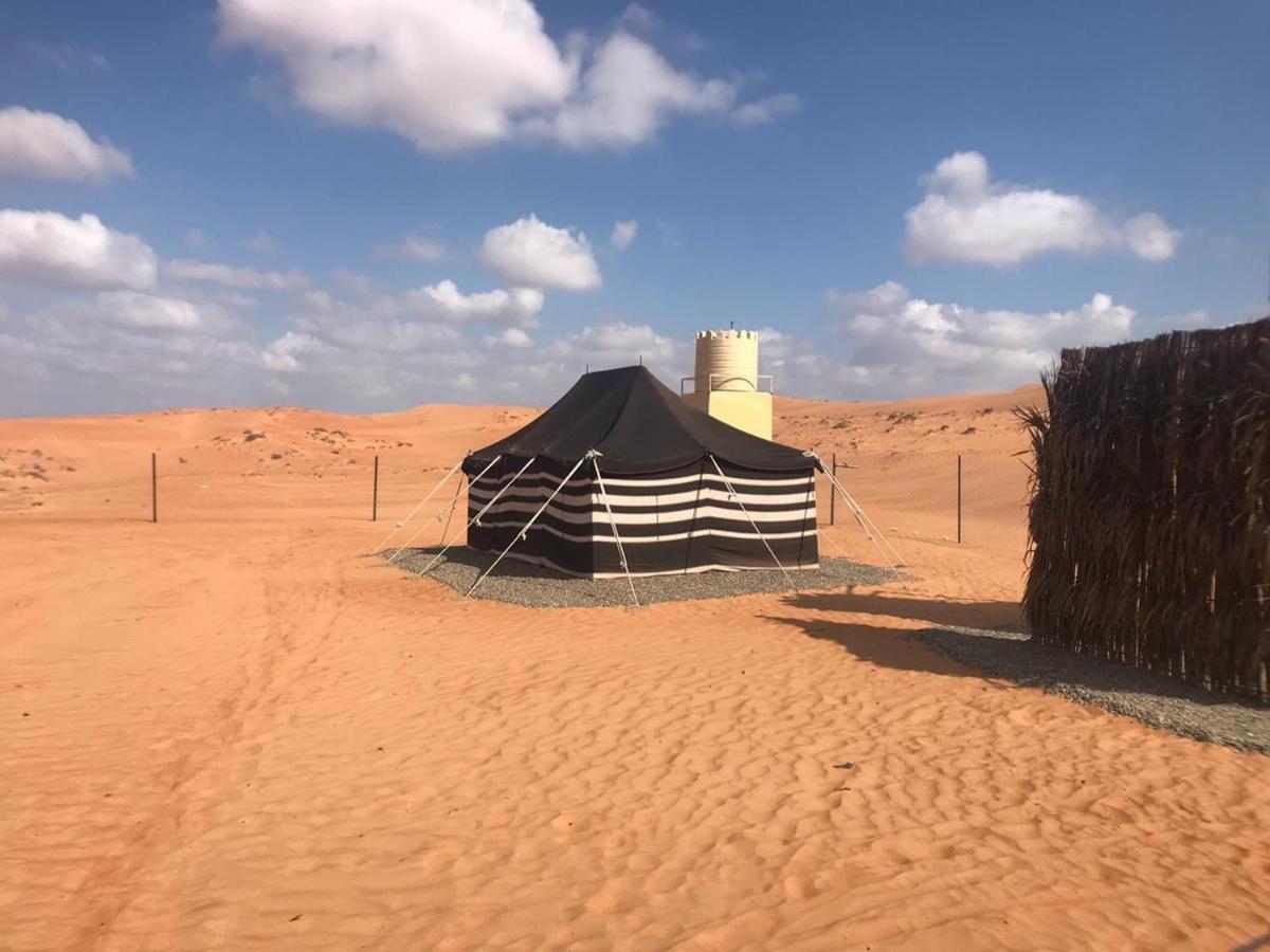 Crescent Desert Private Camp Shahiq