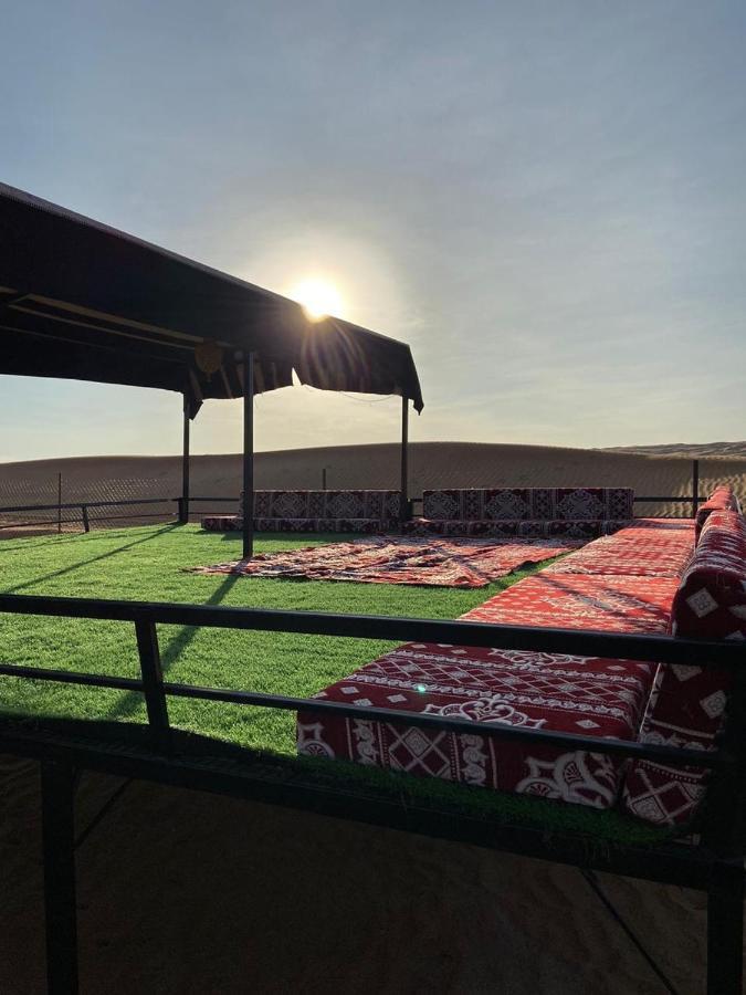 Crescent Desert Private Camp
