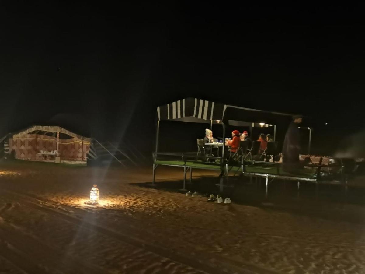 Crescent Desert Private Camp Luxury tent